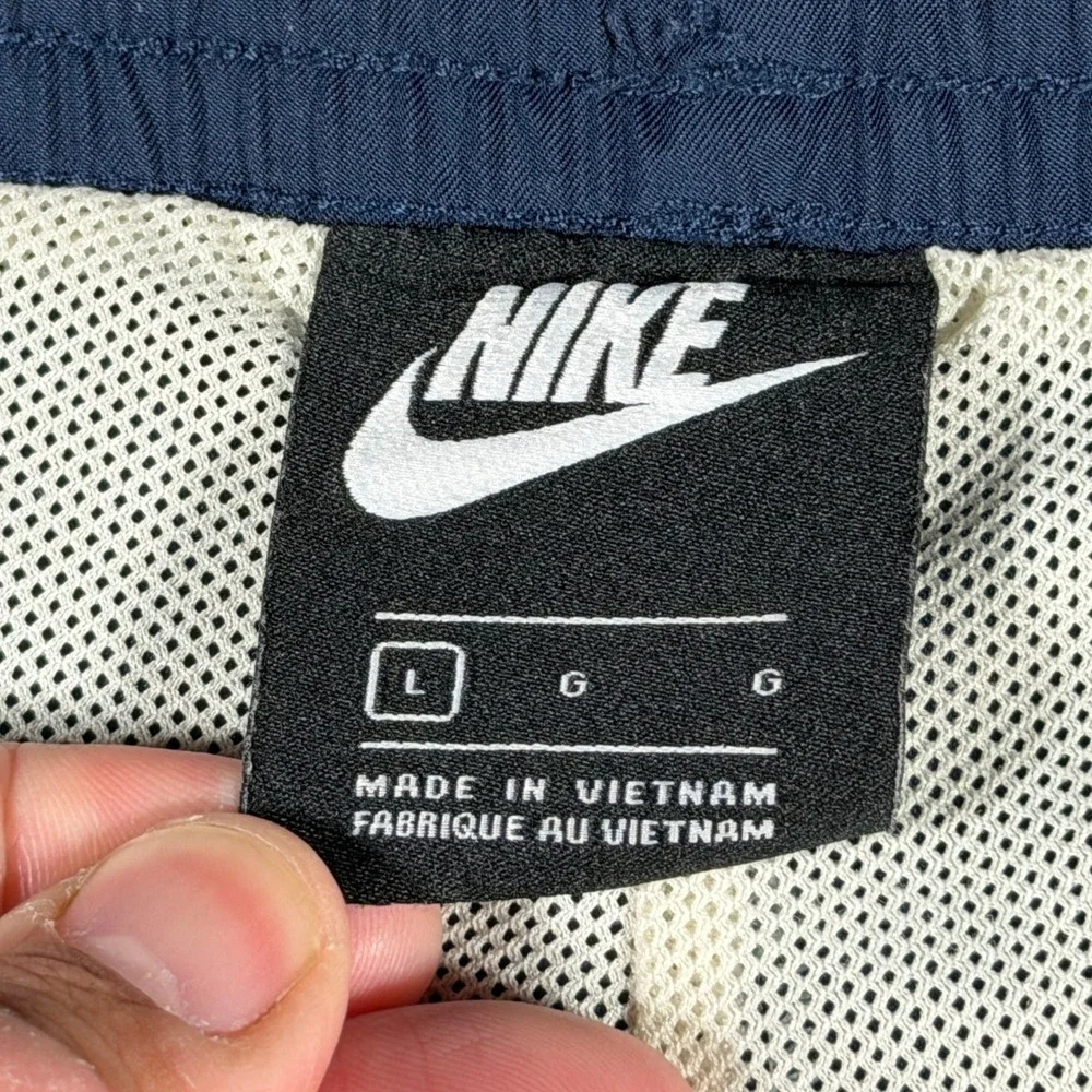 Nike Mens Sportswear Woven Flow Colorblock Shorts Navy Blue CJ4486-382 Large‎